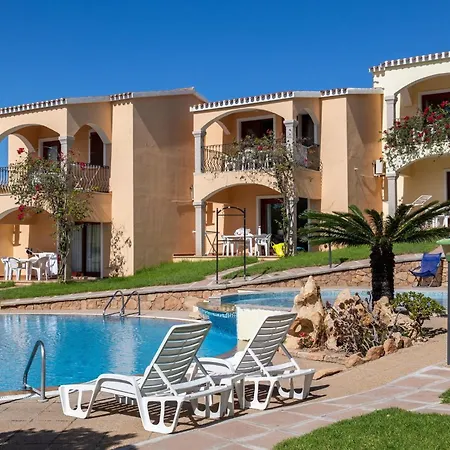 Lovely Flat Immersed In Nature Appartamento Badesi