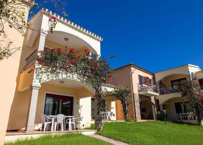 Lovely Flat Immersed In Nature * Badesi